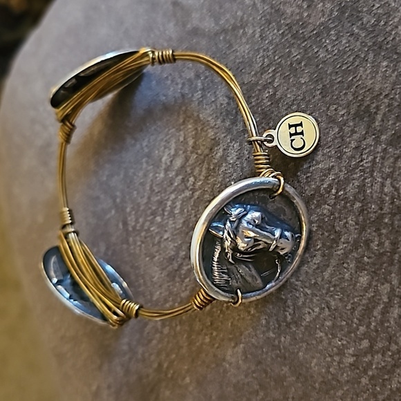 ARTISAN CH Rustic Equestrian Horse Coin Wire Wrapped Bracelet - Picture 2 of 8